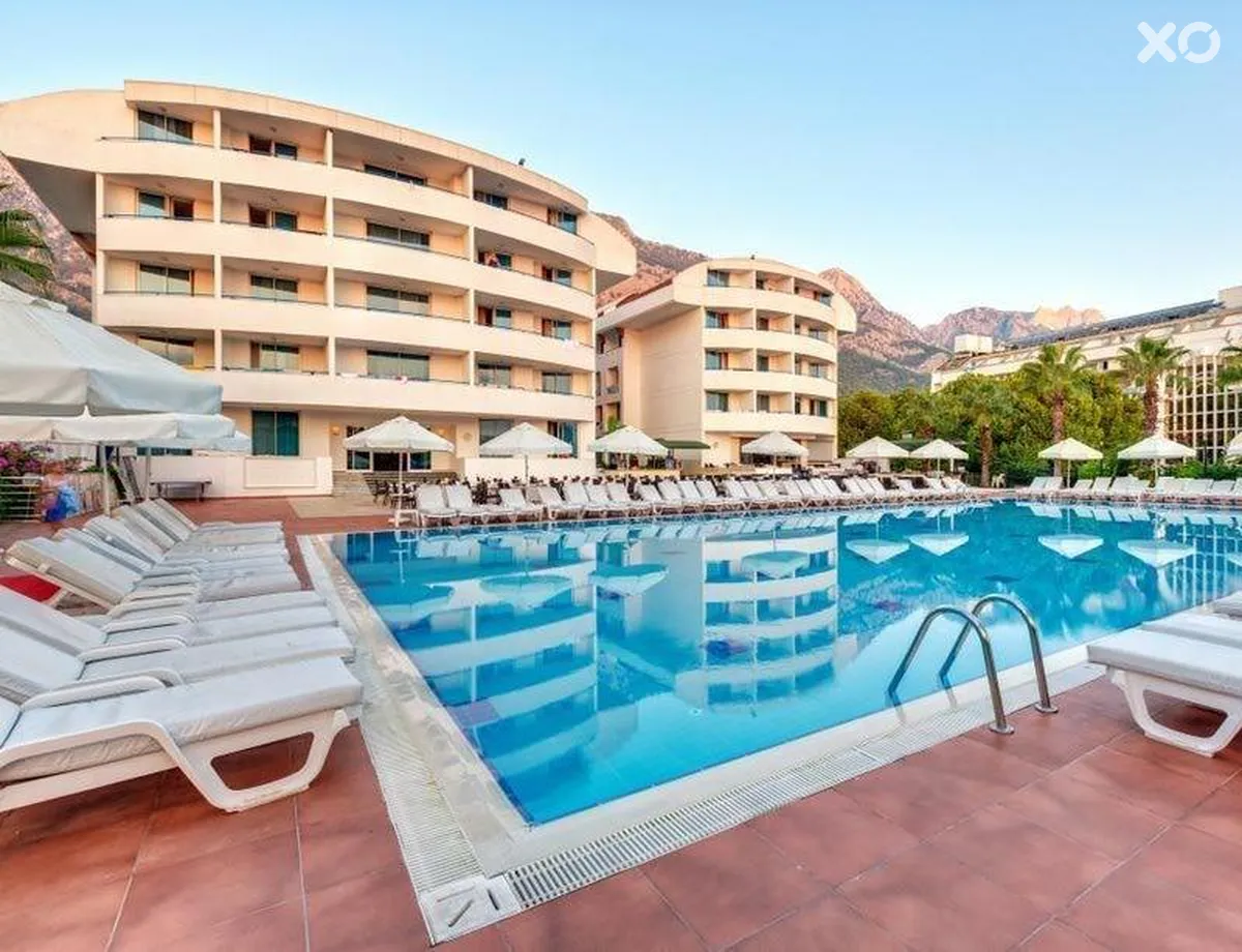 Ring Beach Hotel