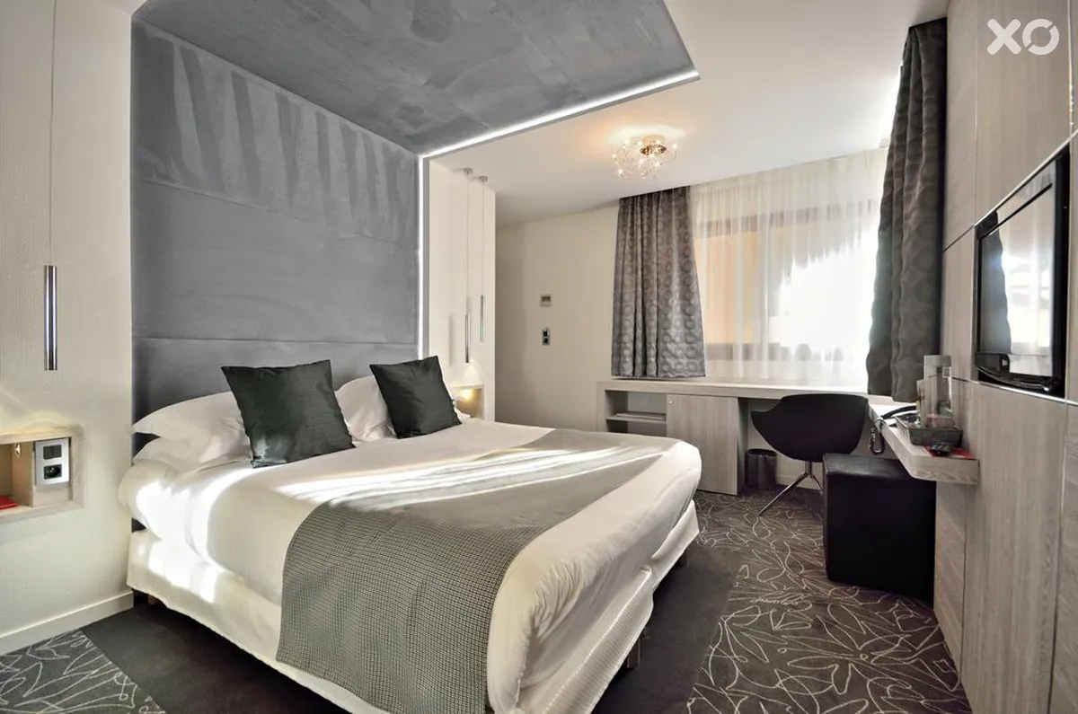 Cezanne Hotel