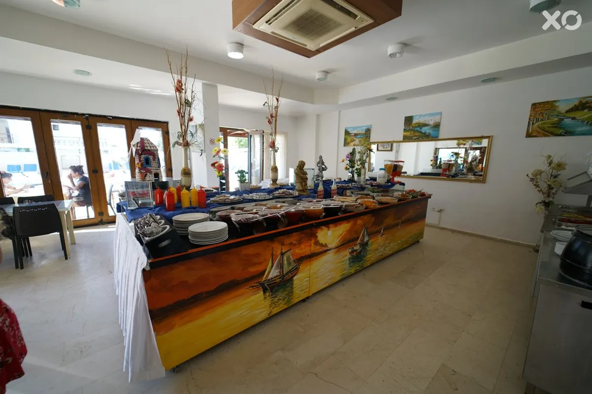 Salinas Beach Hotel