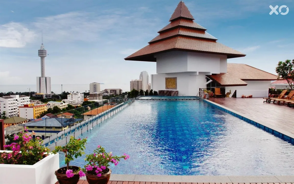 Aiyara Grand Hotel