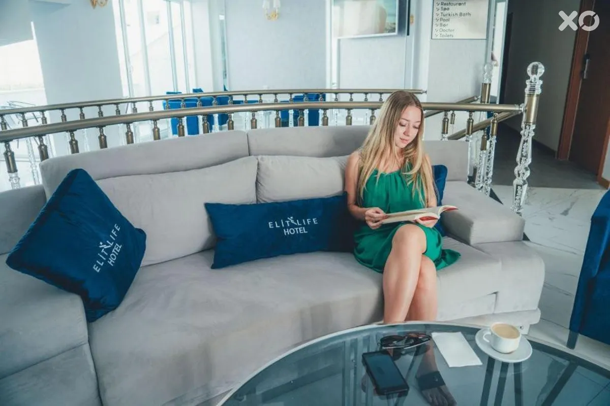 Beso Beach Hotel