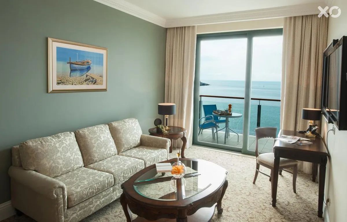 Royal Princess Hotel