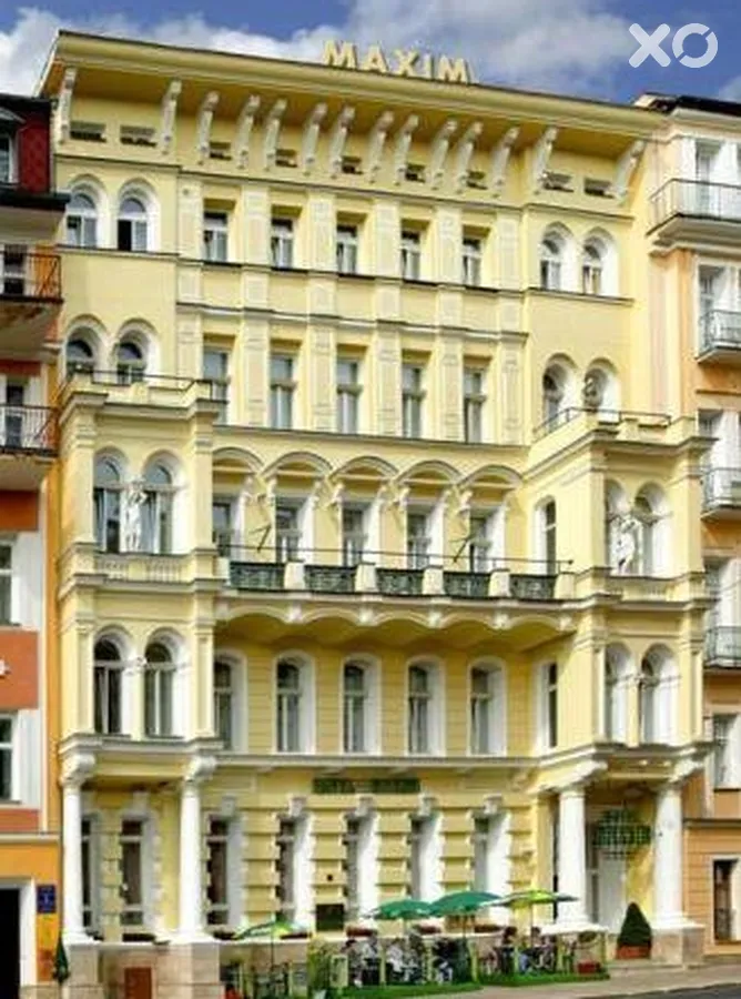 Maxim Hotel