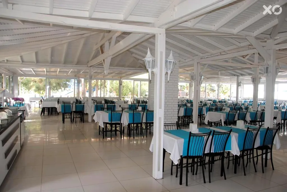 Flora Suites Hotel