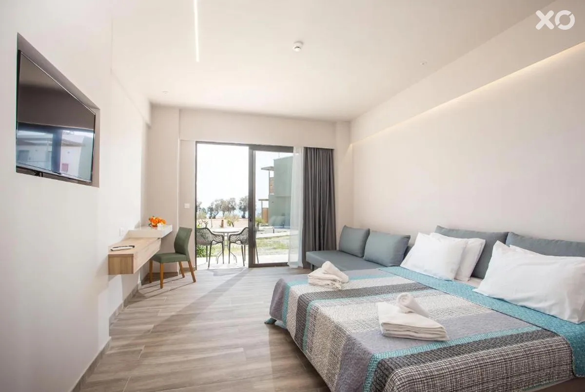 Ampelia Seaside Resort