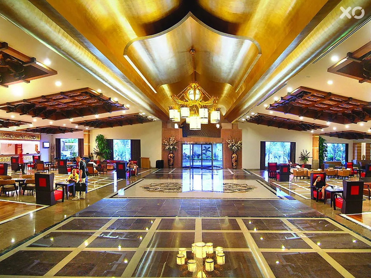 Royal Dragon Hotel