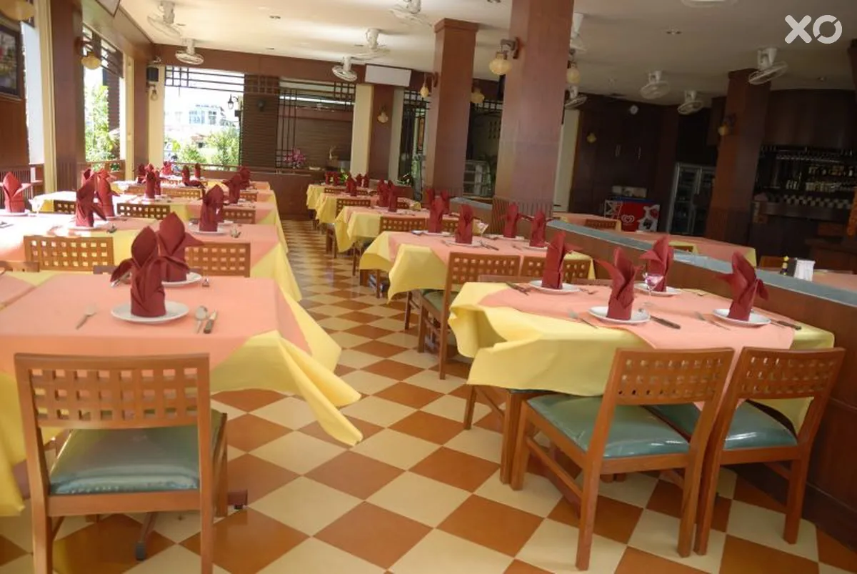 Outdoor Inn & Restaurant