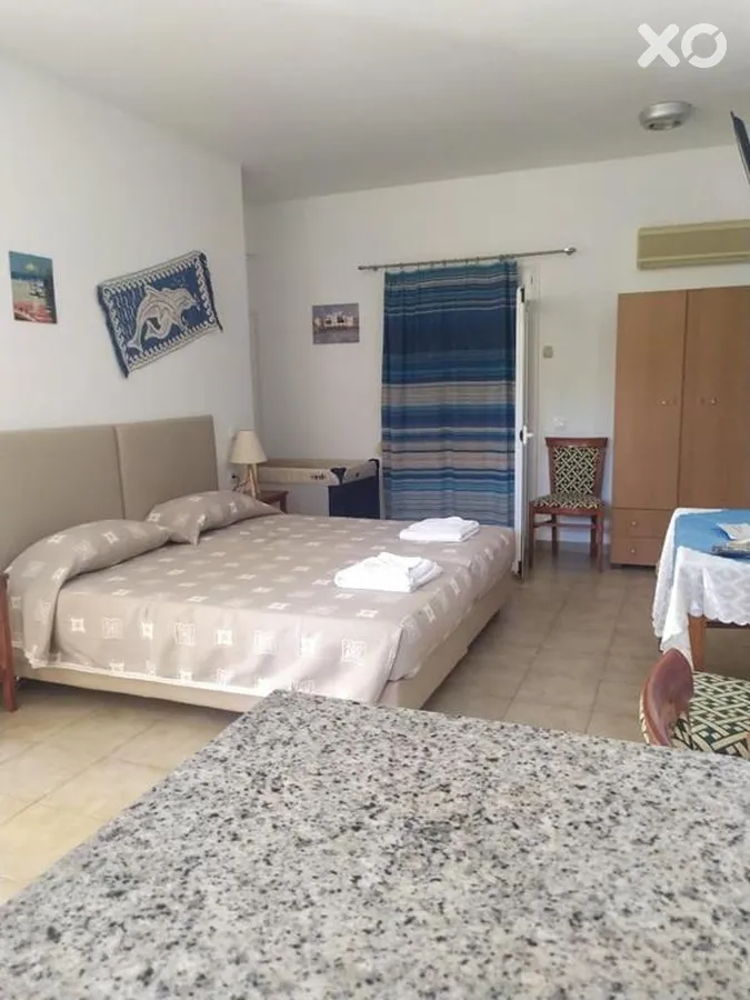 Nicolas Apartments