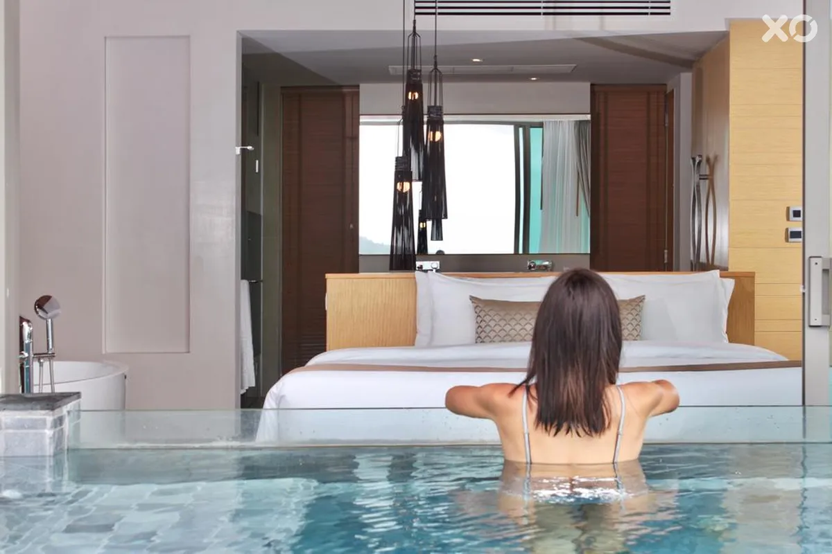 Crest Resort & Pool Villas