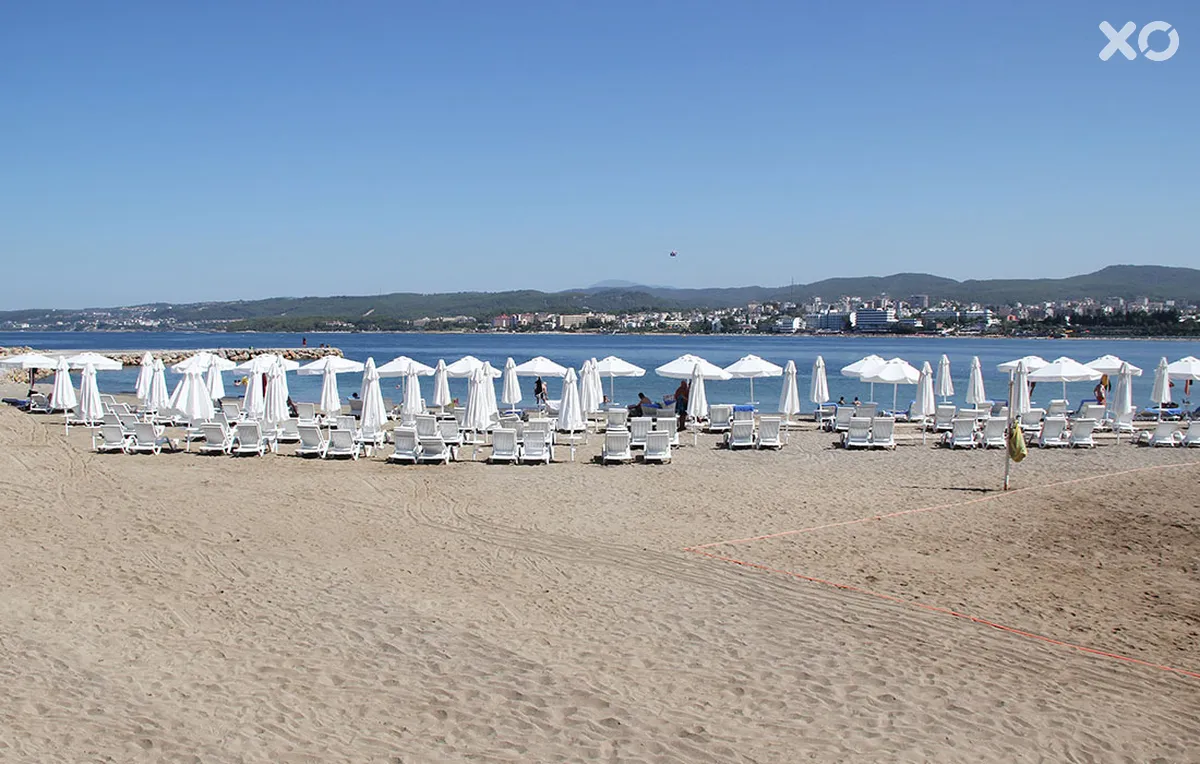 Gold Island Hotel