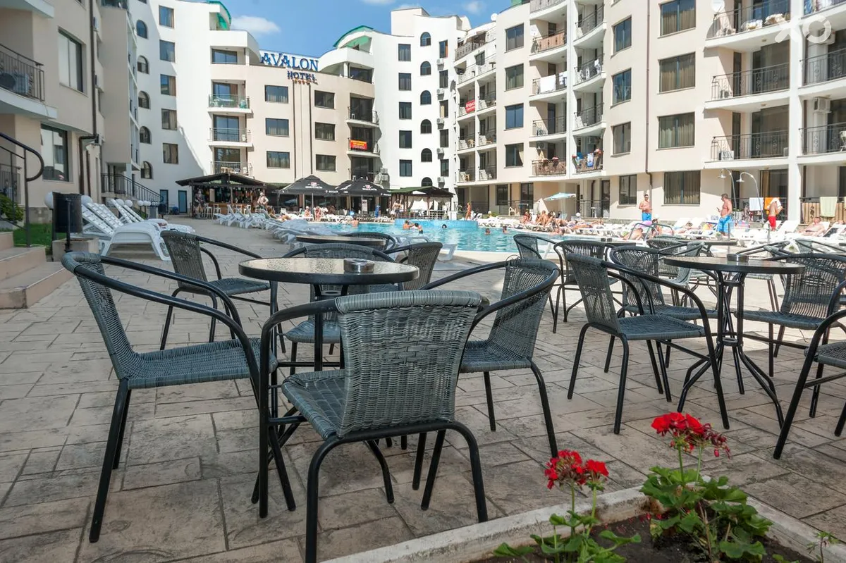 Avalon Hotel