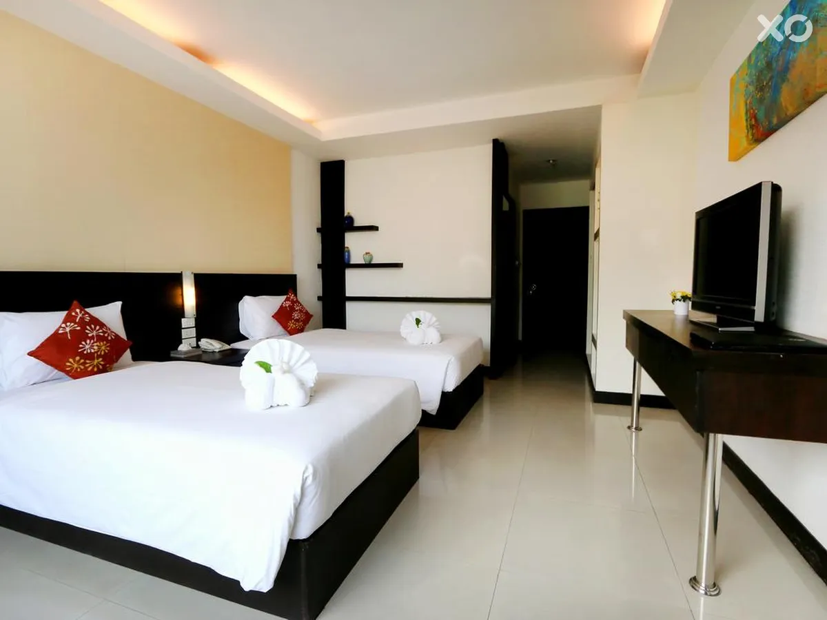 Baron Beach Hotel