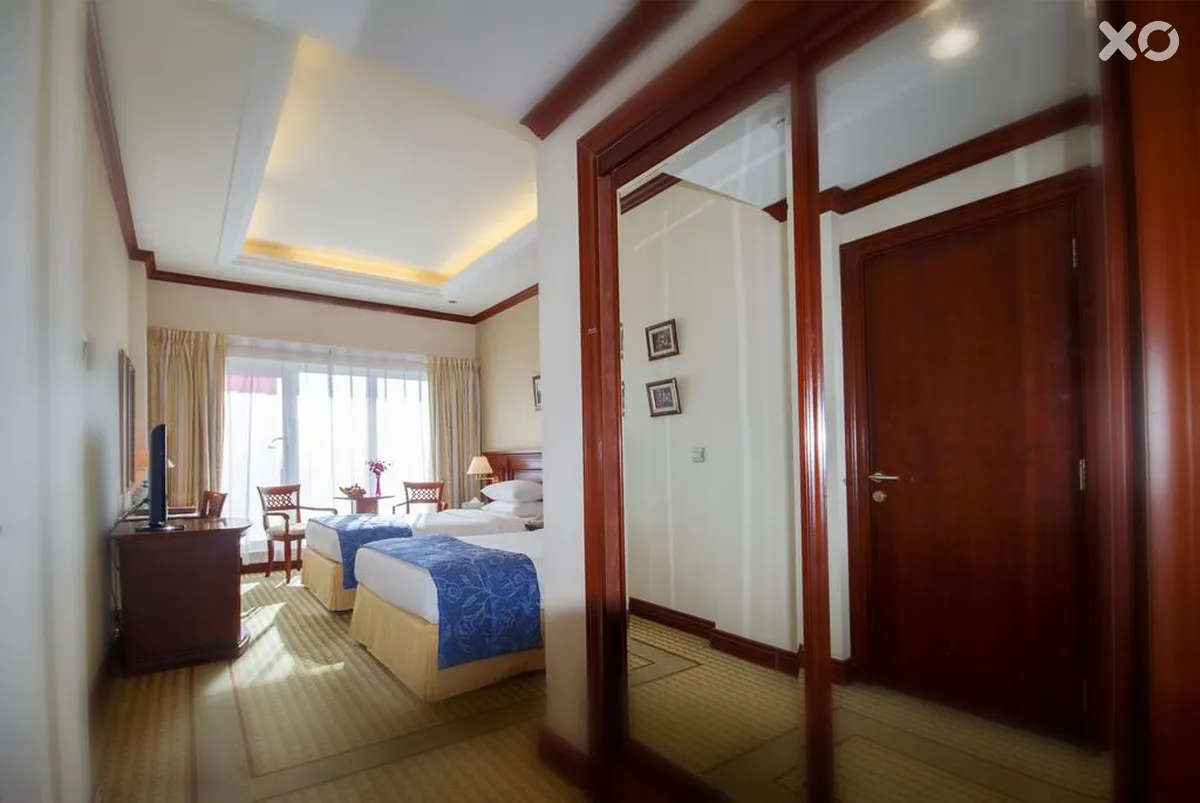 Riviera Hotel