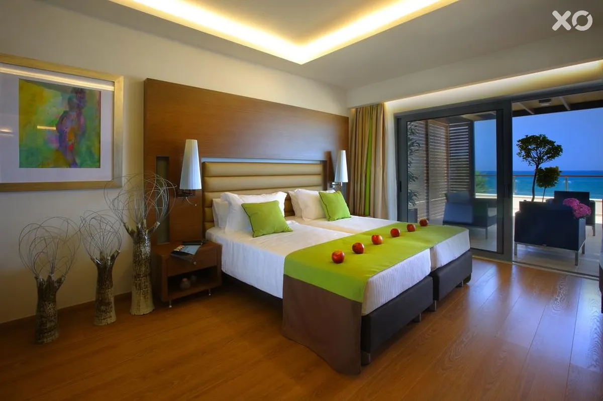 Minoa Palace Resort & Spa Hotel