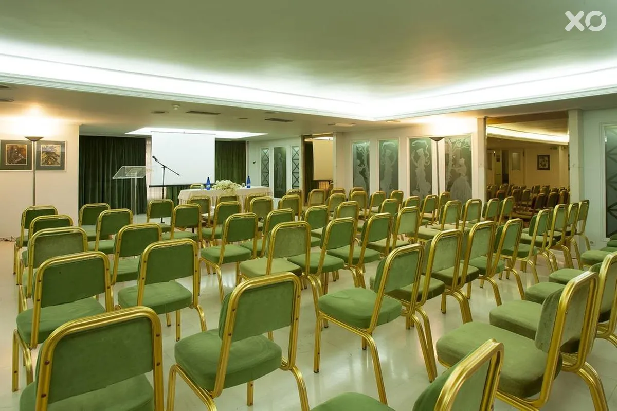 Ilisia Hotel