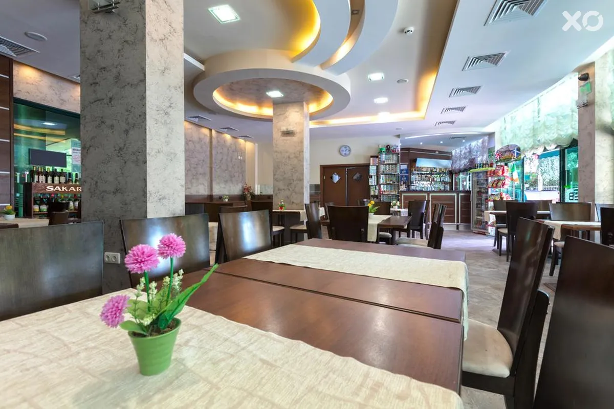 L&B Hotel