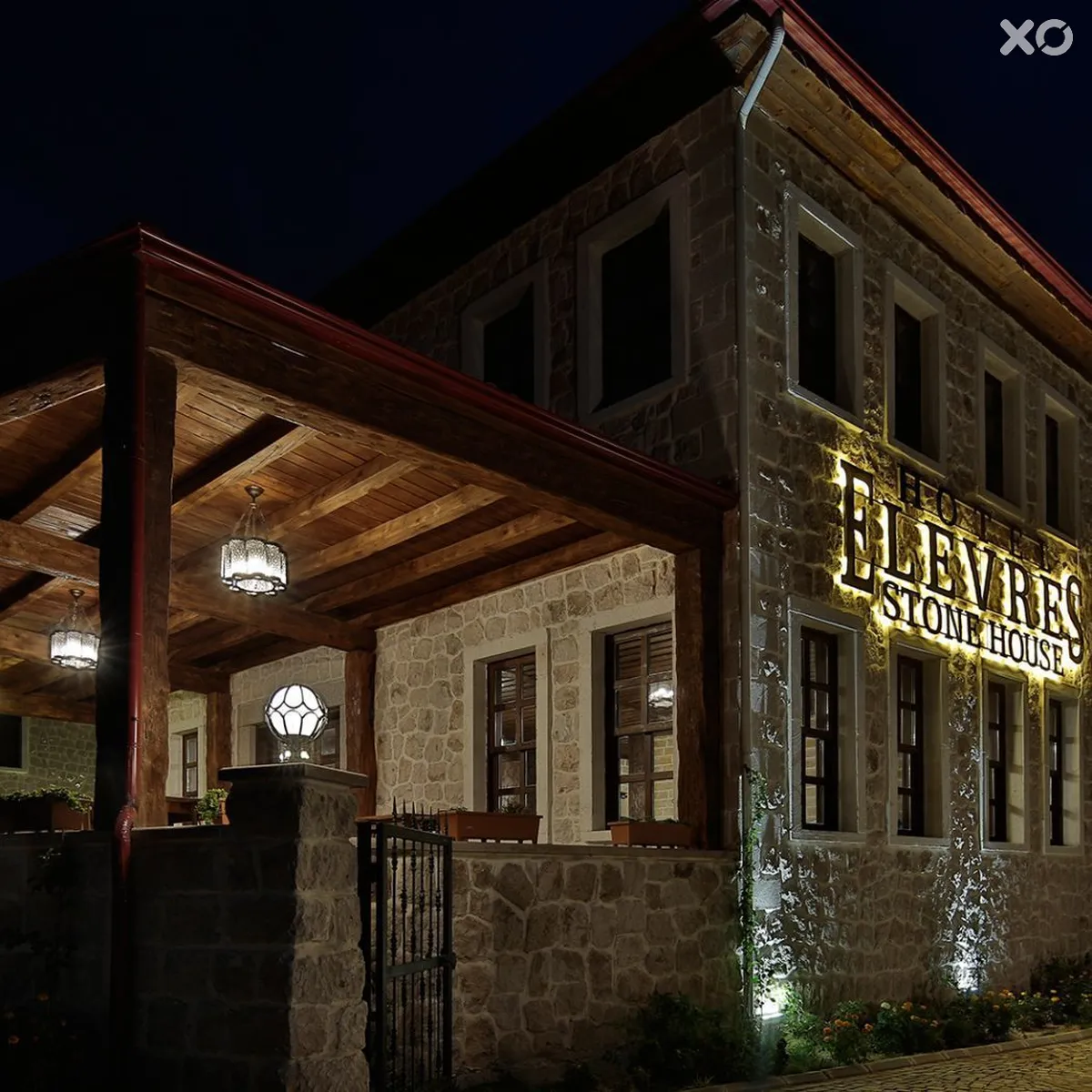 Elevres Stone House
