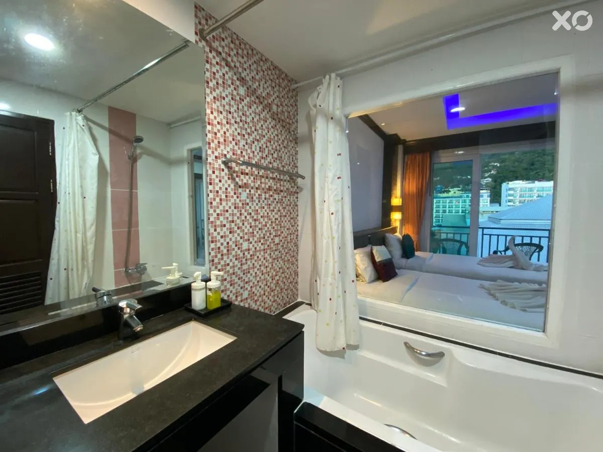 77 Patong Hotel & Spa