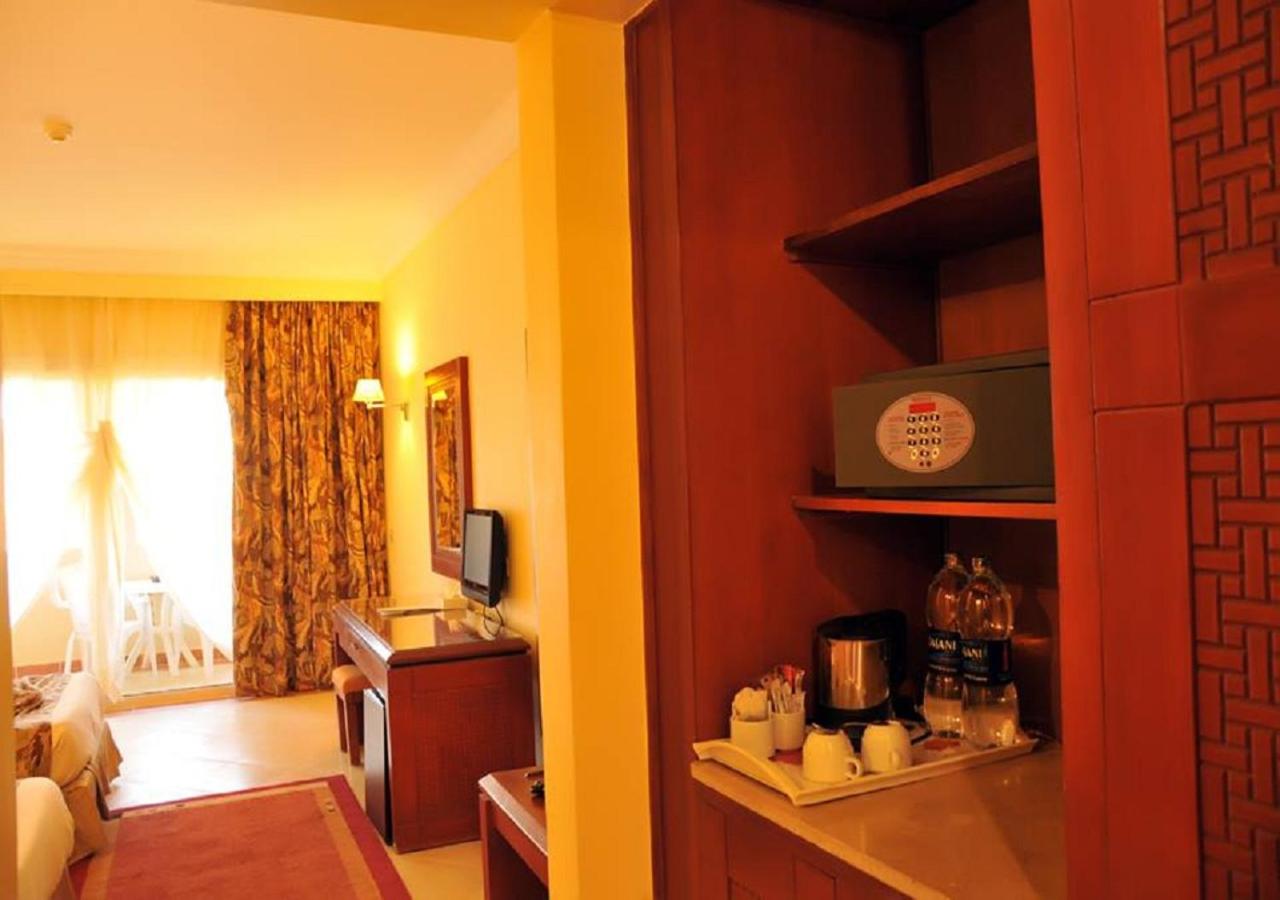 Sea Beach Aqua Park Resort