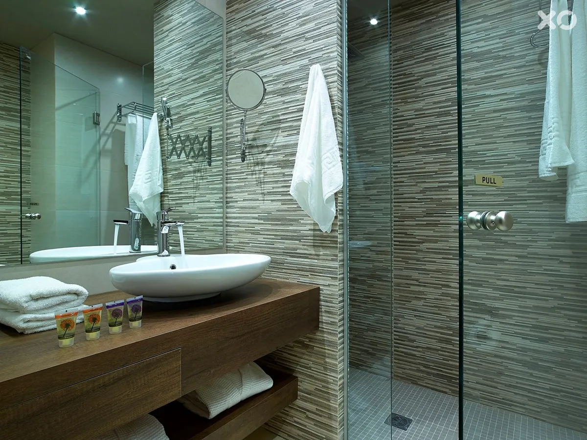 Elotis Suites Hotel