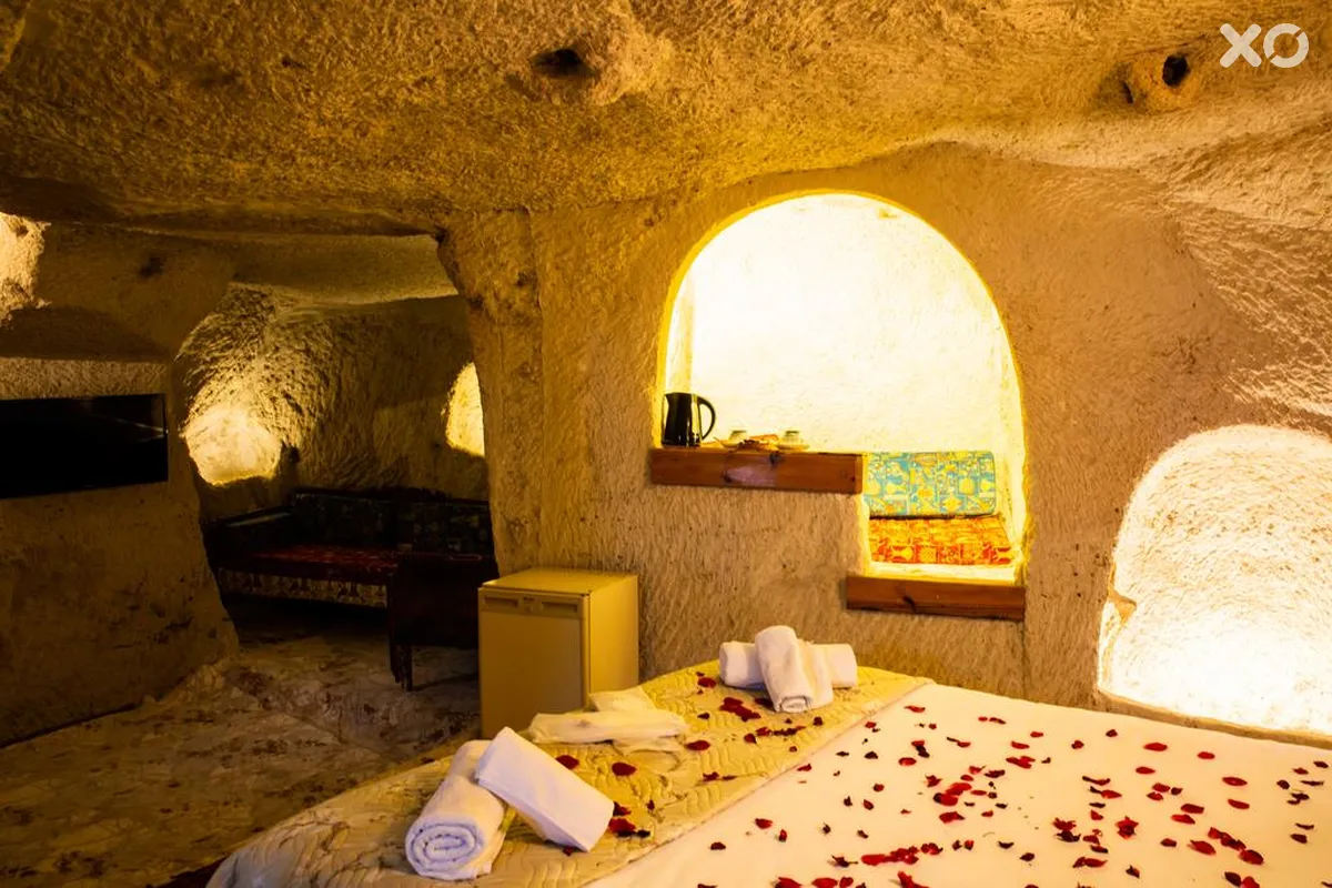 Unicorn Cave Hotel