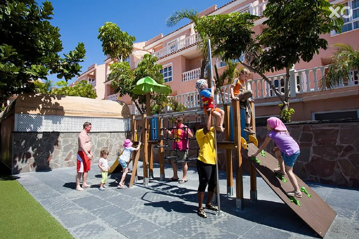 El Duque Aparthotel
