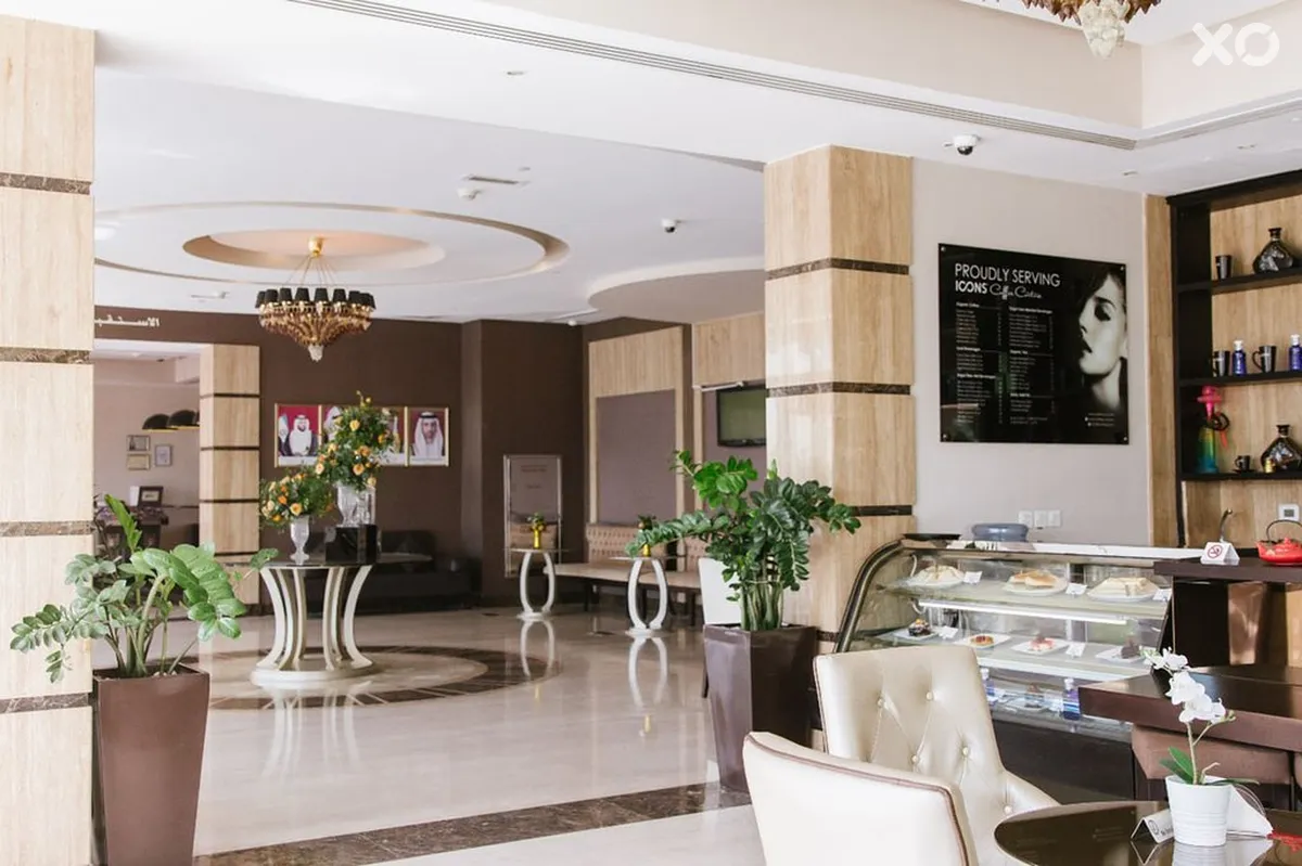 Mangrove Hotel