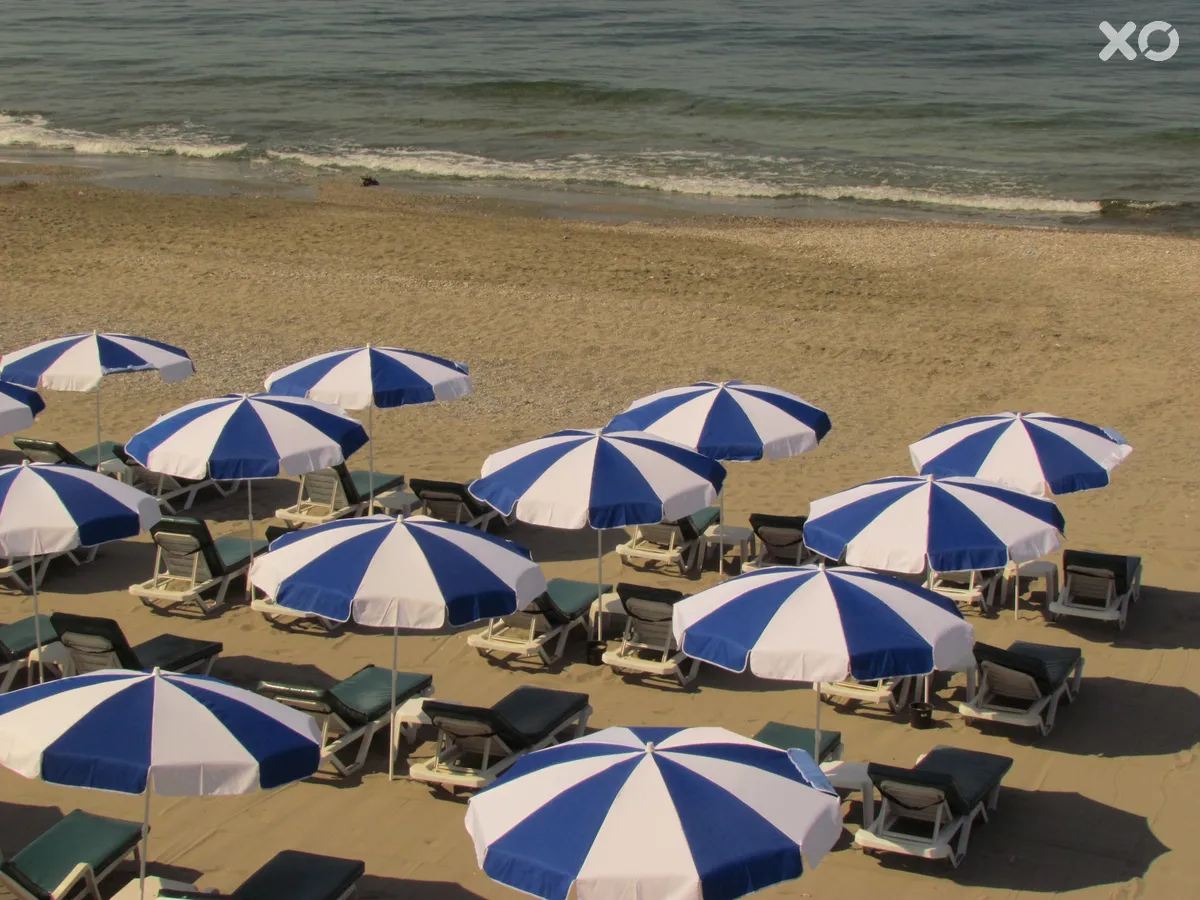 Gold Twins Family Beach Hotel