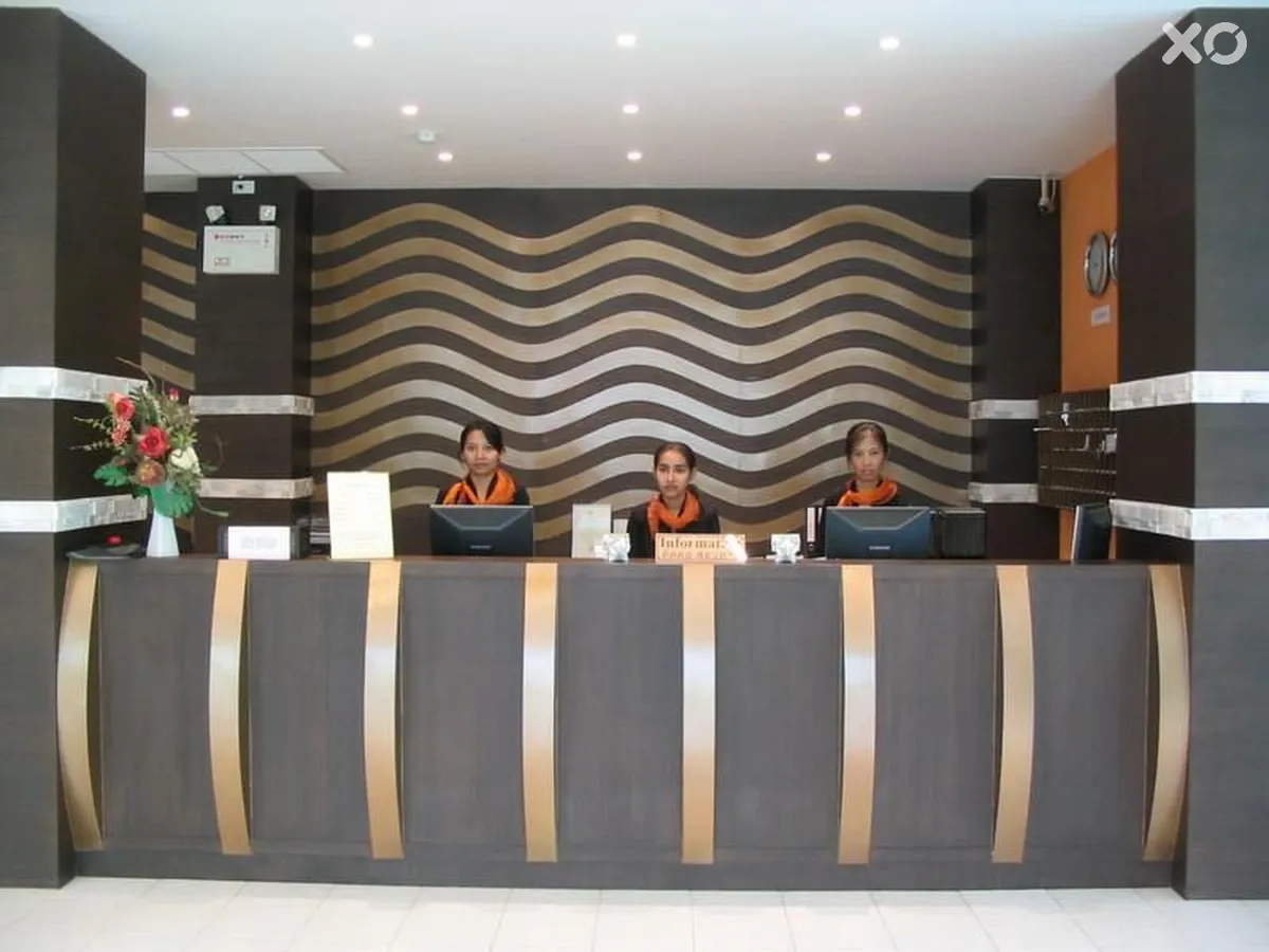 Crown Pattaya Beach Hotel