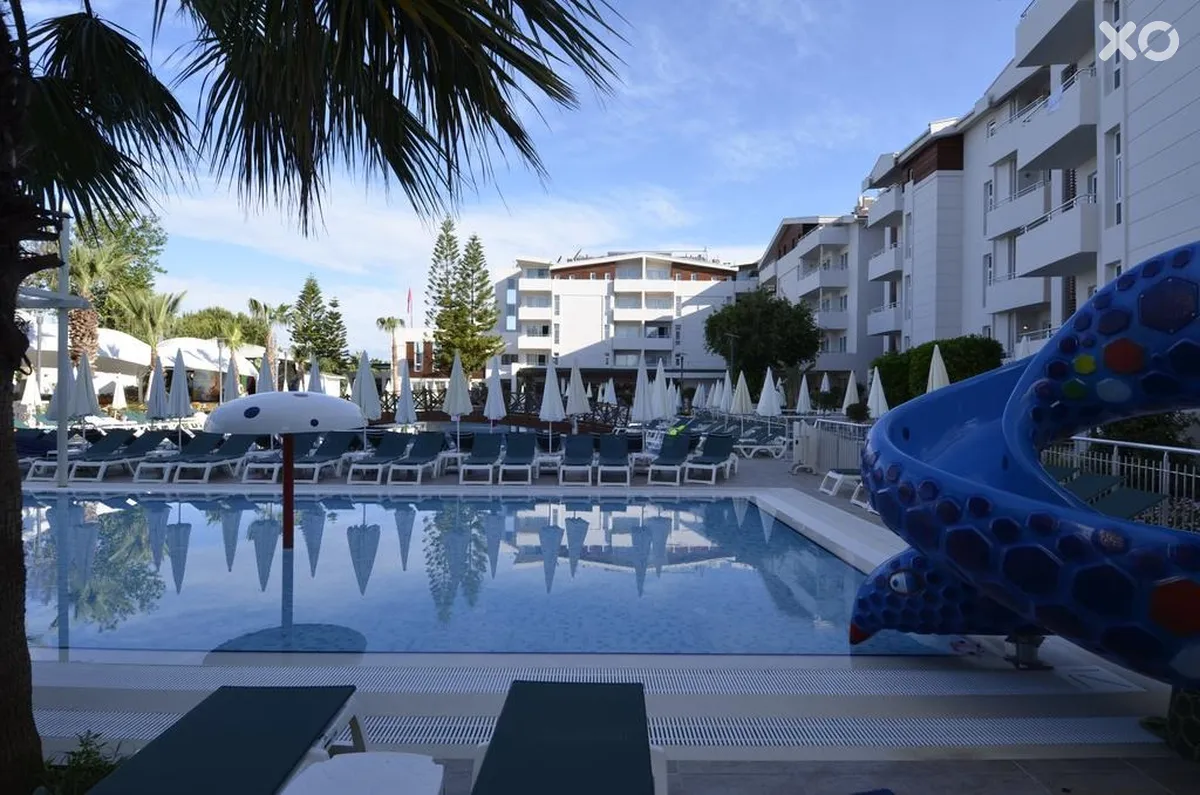 Side Resort Hotel
