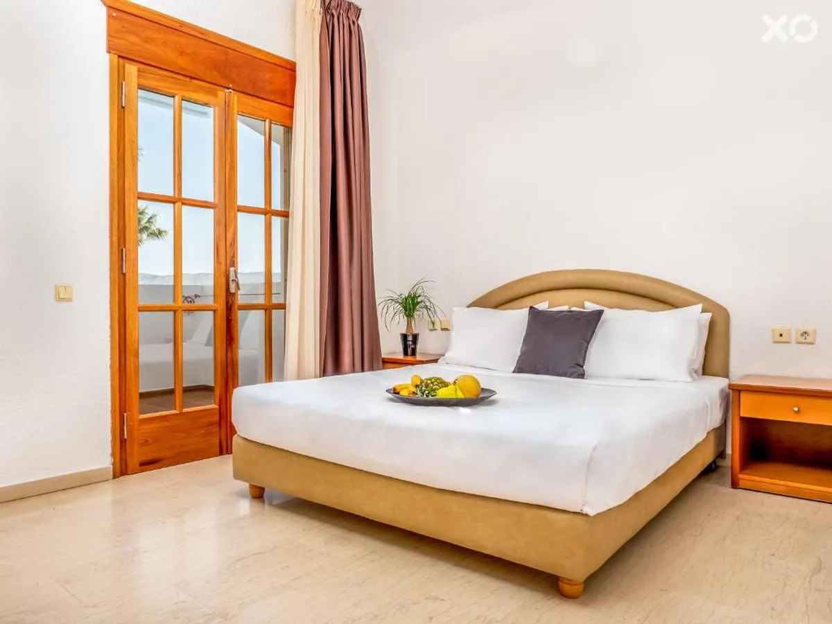 Alikes Suites & Studios