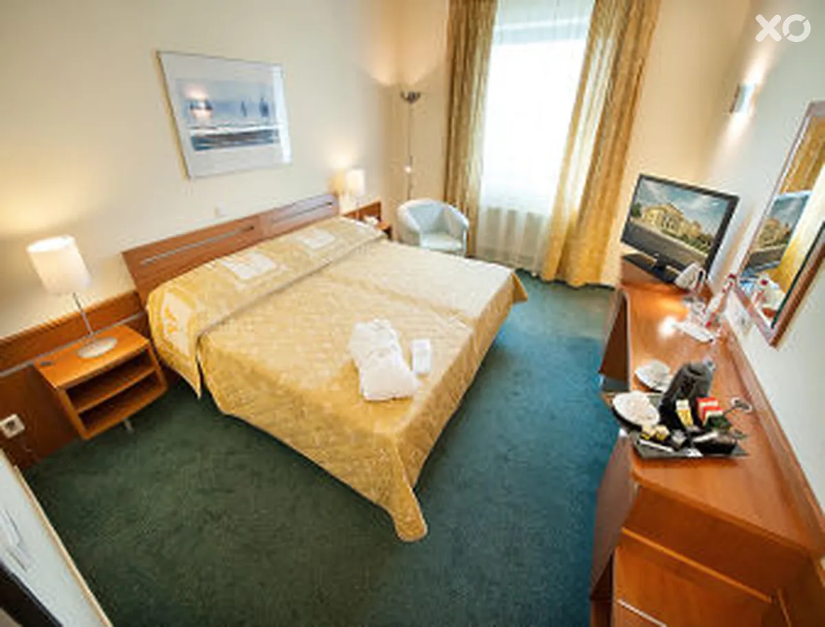 Ramada Airport Hotel Prague