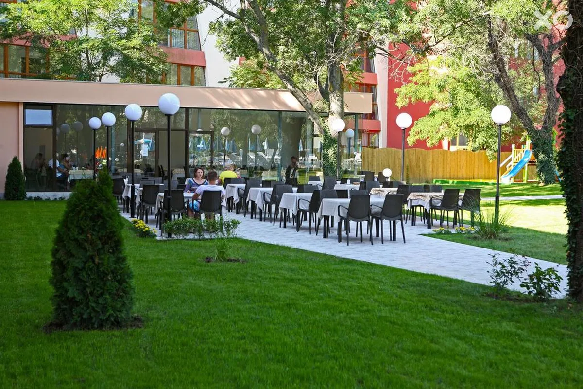 Yunona Hotel