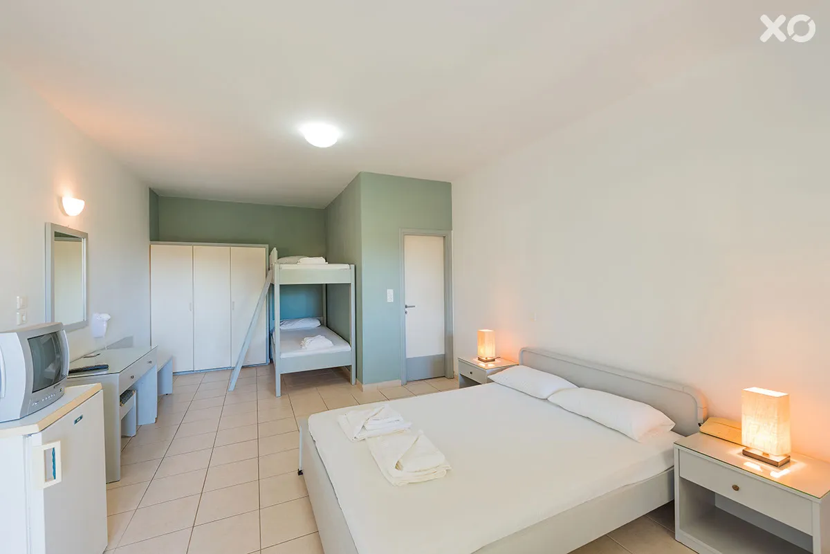 Niforeika Beach Hotel & Bungalows