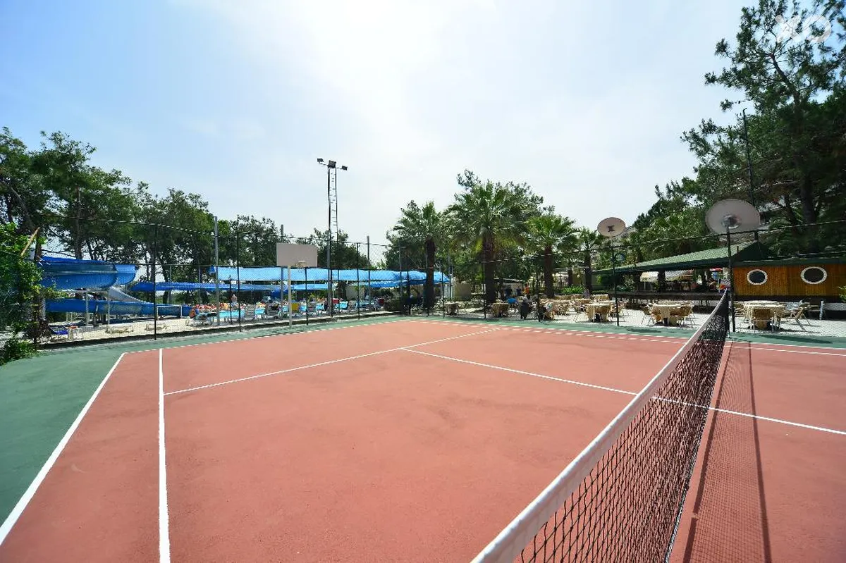 Linda Resort Hotel
