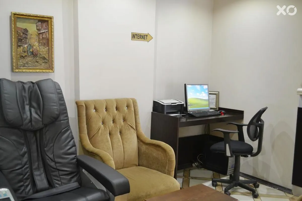 Grand Ant Hotel