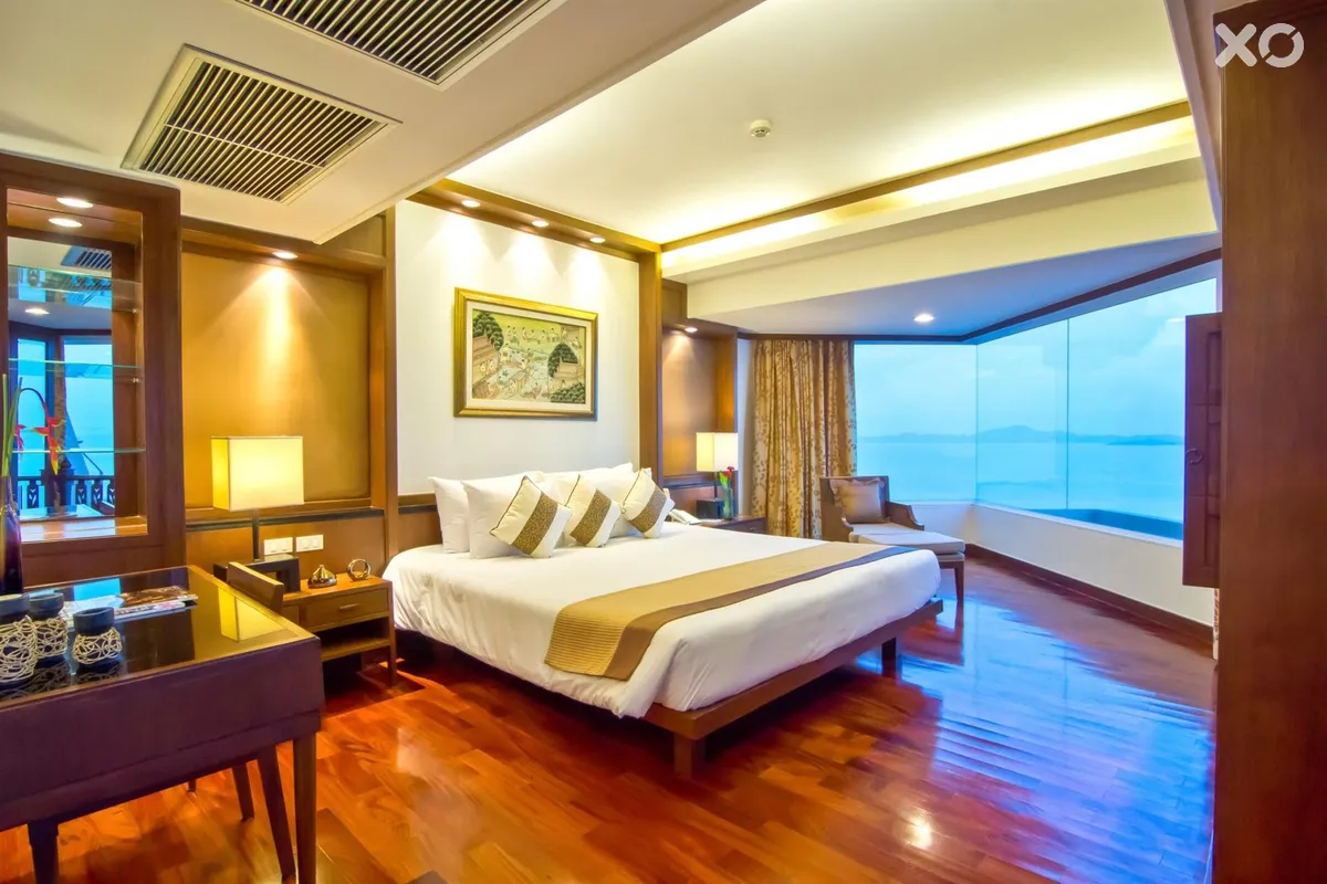 Royal Cliff Beach Hotel