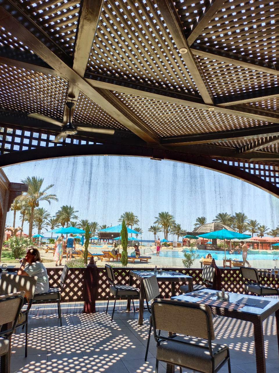 Релакс, море и семейная гармония в отеле Swisstouches Oriental Spa