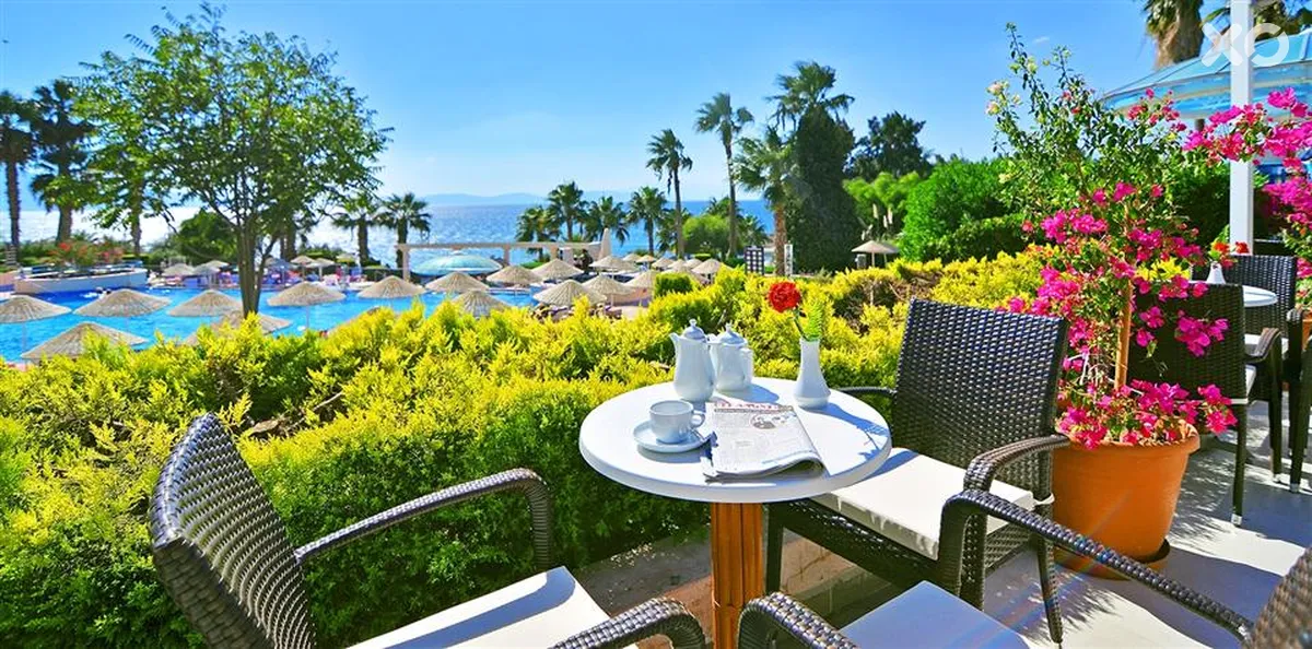 The Grand Blue Sky International Hotel