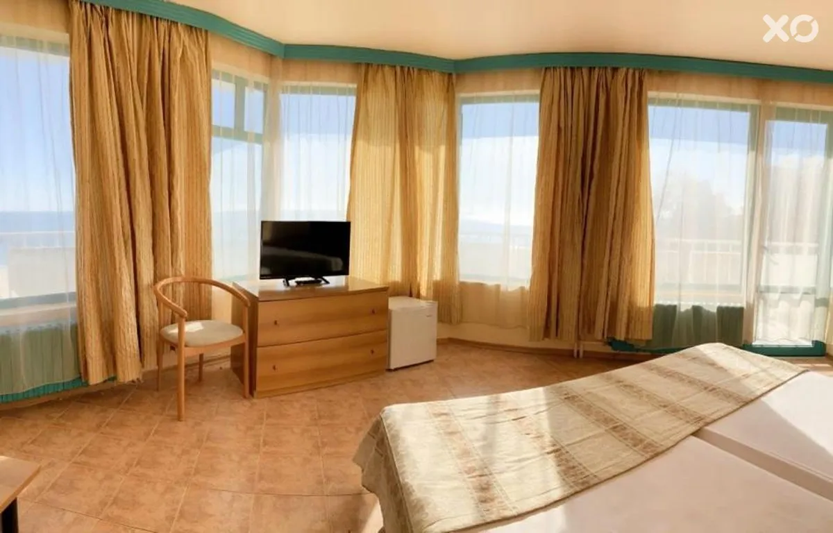 Arabella Beach Hotel