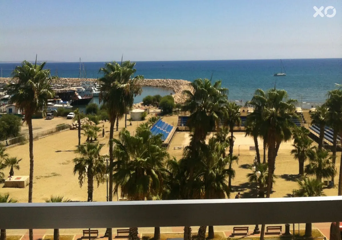 Sun Hall Beach Hotel Apts