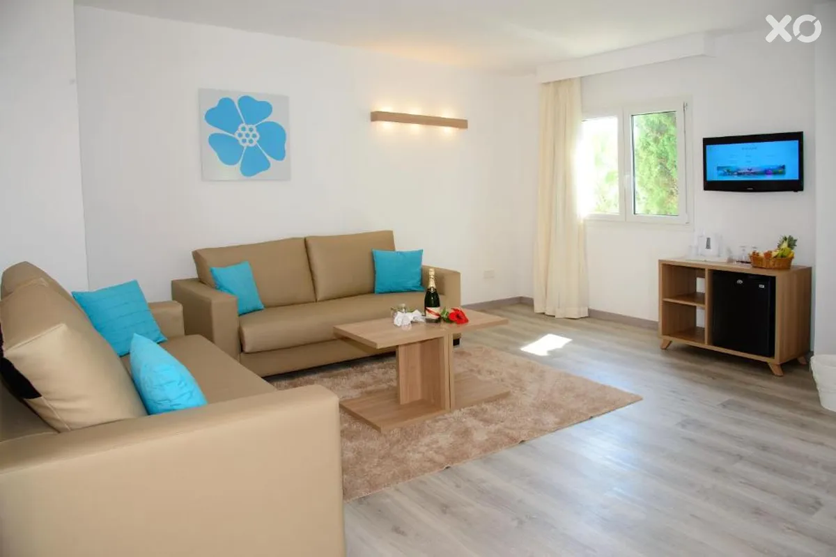 Cala Llenya Resort Ibiza