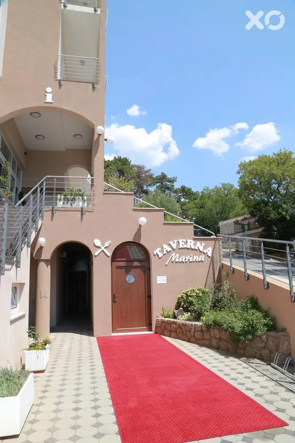 Marina Hotel