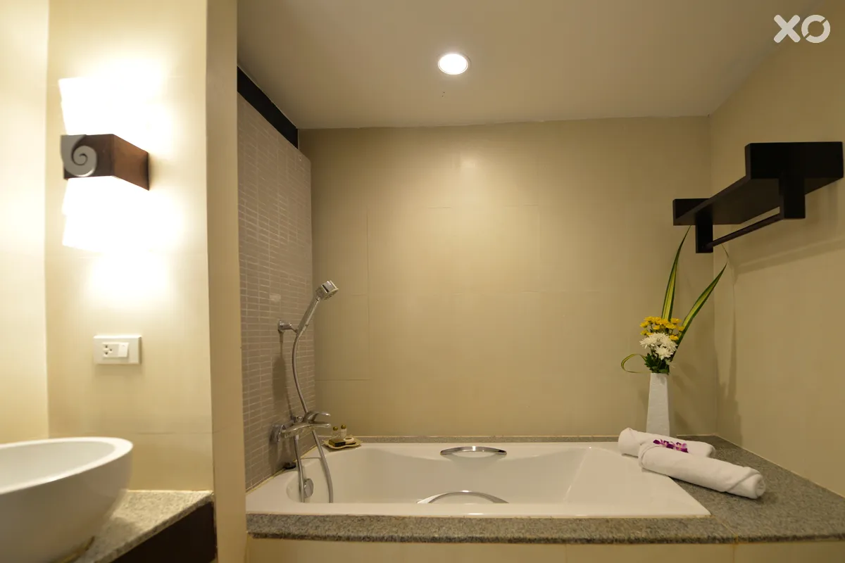 Buri Tara Resort