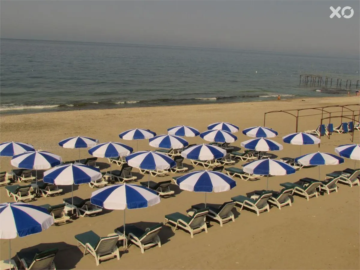 Gold Twins Family Beach Hotel