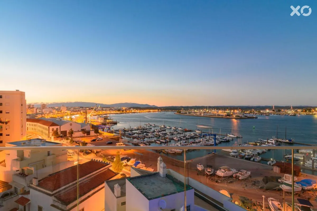 Jupiter Marina Hotel - Couples & Spa