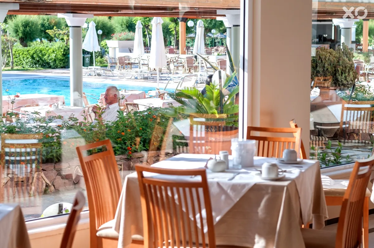 Apollo Beach Hotel