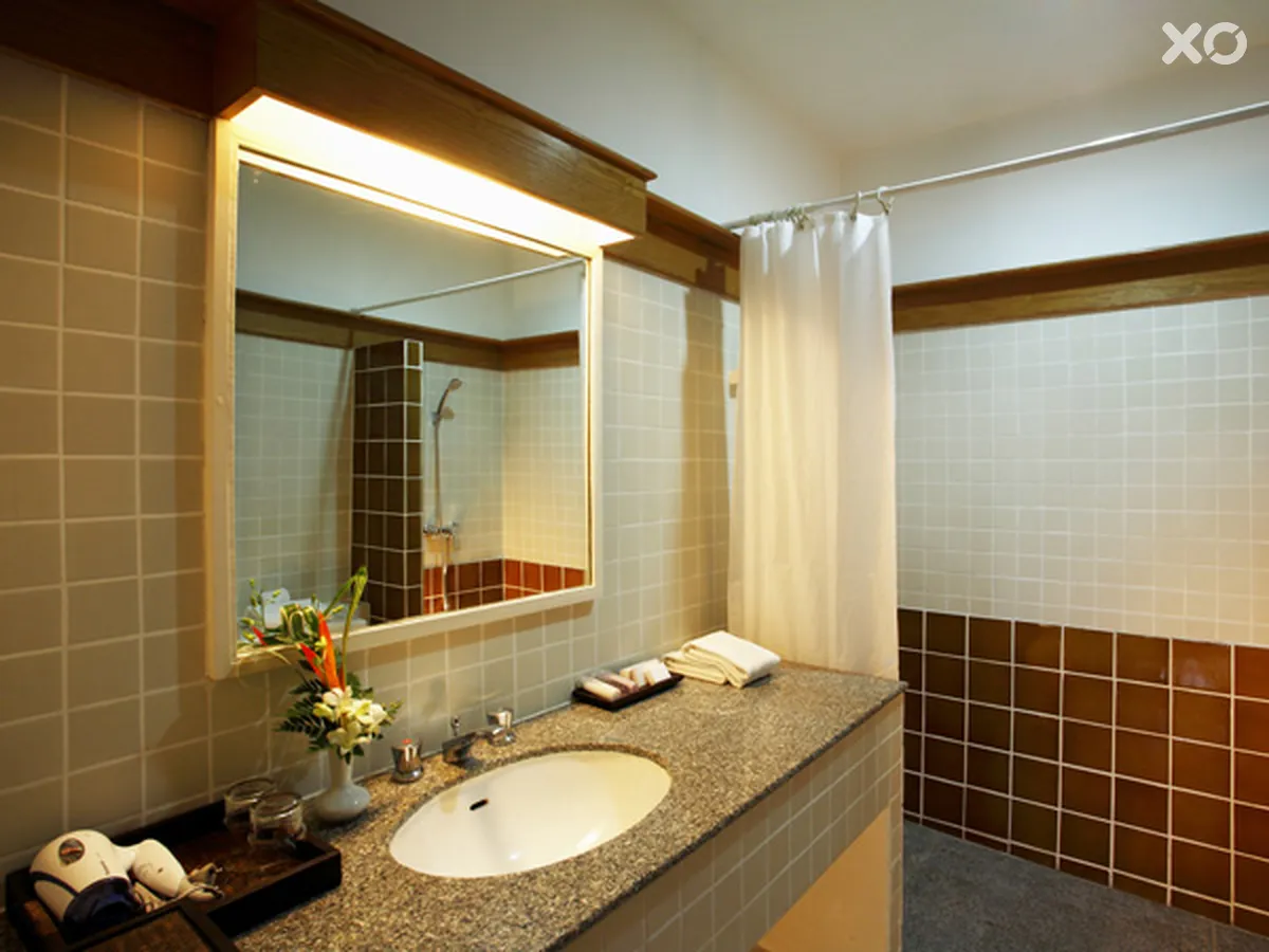 Waterfront Suites Phuket by Centara