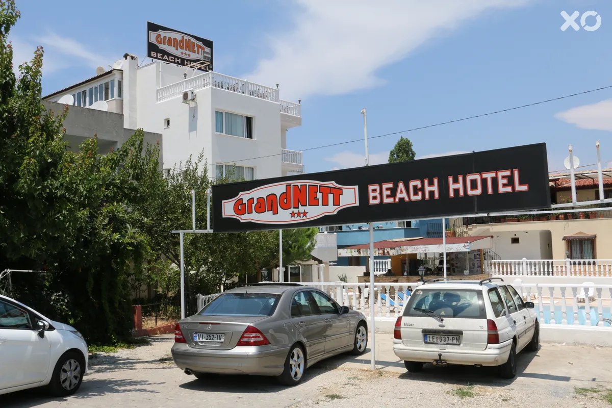 Grand Nett Hotel