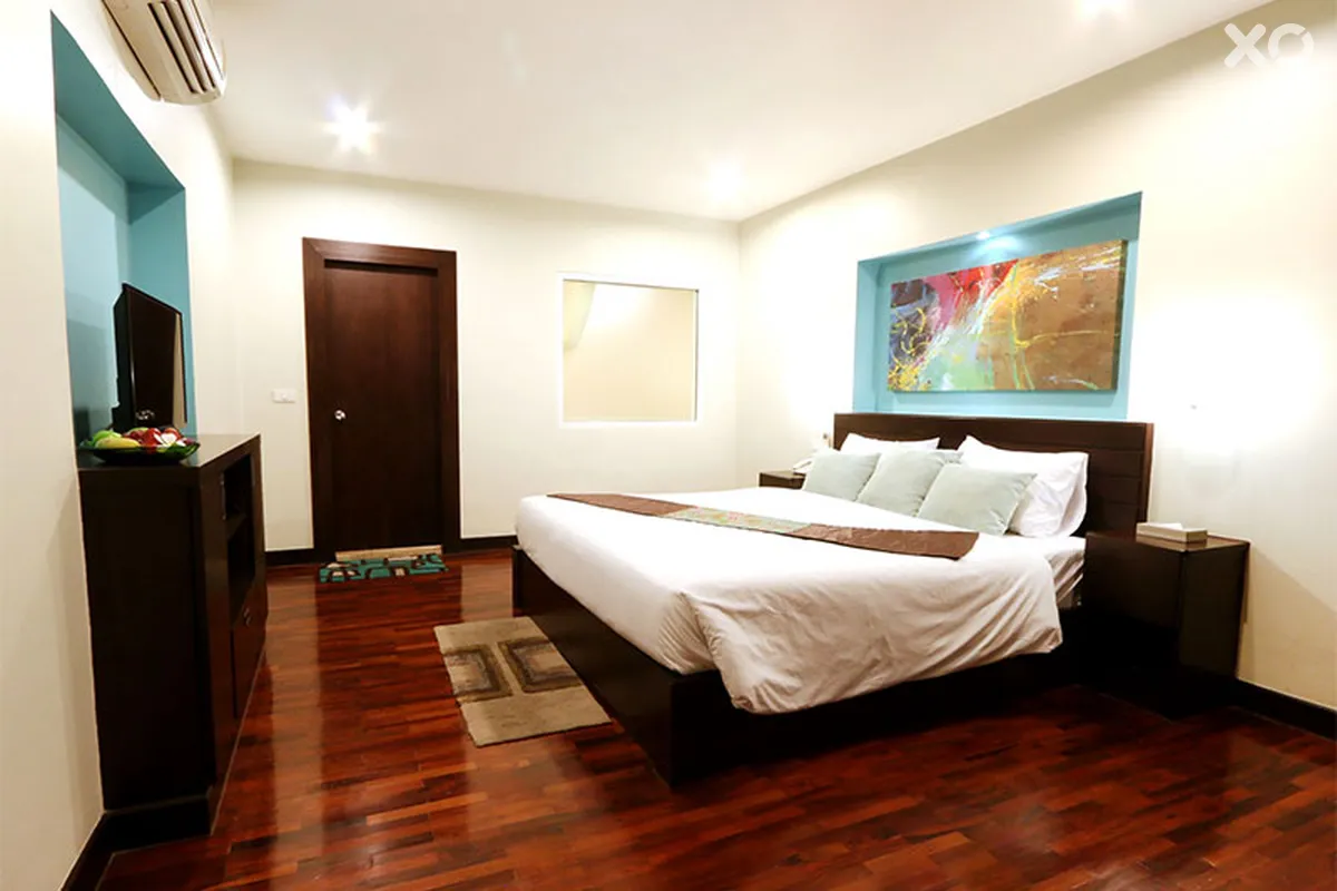 Baron Beach Hotel